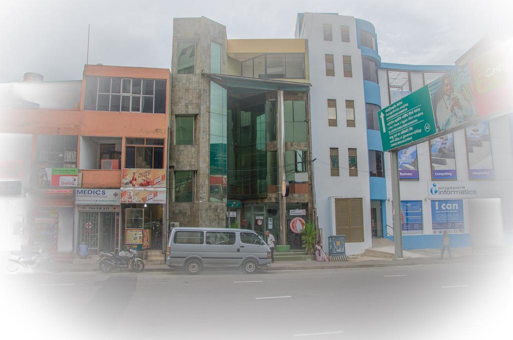Backpack Lanka Hostel Colombo Luaran gambar